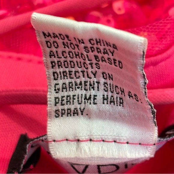 New CLARISSE Iridescent Fuchsia Sequin Gown Size 6 - Picture 7 of 10